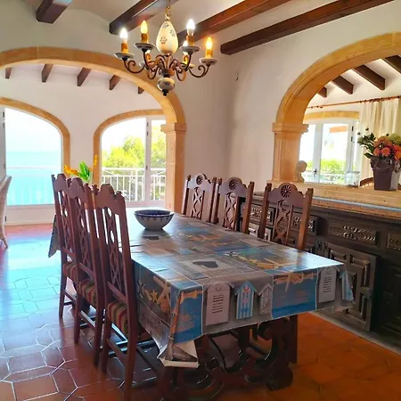 Villa Maria *